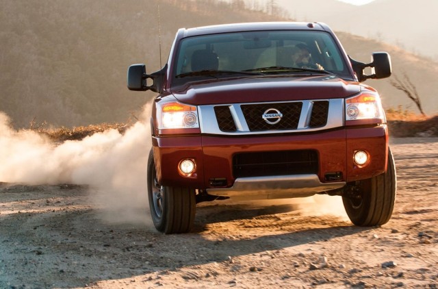 2014 Nissan Titan  (1).jpg